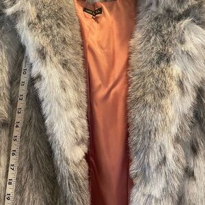 Style VI Ltd Faux Fur Coat Jacket medium Spotted Lynx White Vintage USA Made